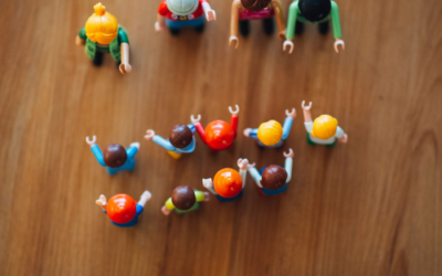 Conflit entre générations : le théâtre pour communiquer au travail